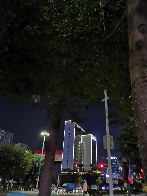 武林風搏擊冠軍說李連杰是花拳繡腿,李連杰的功夫真的是花架子嗎 武林風搏擊冠軍說李連杰是花拳繡腿,李連杰的功夫真的是花架子嗎