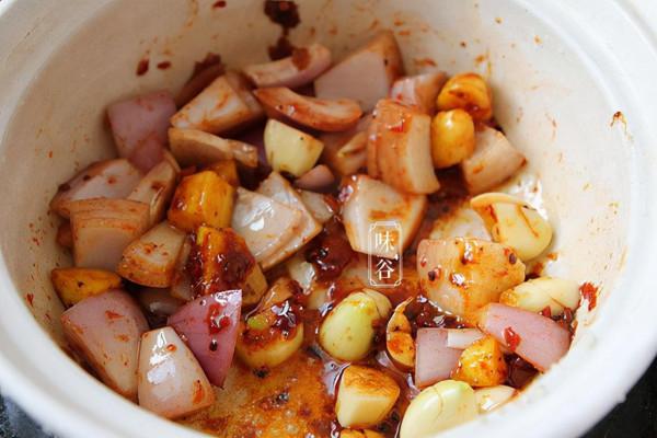 天冷,我家就饞這道菜,一滴水不放,燜一燜噴香入味,好吃又暖和 天冷,我家就饞這道菜,一滴水不放,燜一燜噴香入味,好吃又暖和