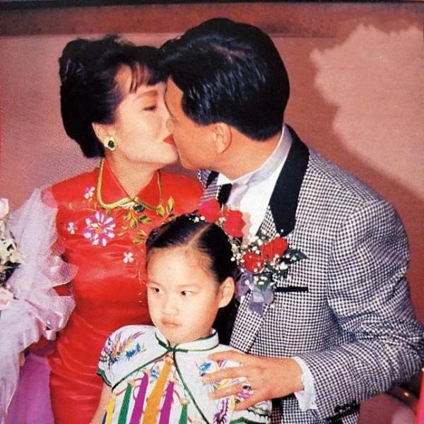 &OpenCurlyDoubleQuote;河南女婿&rdquo;萬梓良：不虧欠前妻恬妞，愛小16歲嬌妻也愛洛陽