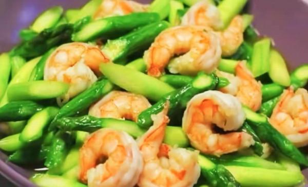 初春，飲食要“護肝”，要多吃6樣，少喝3樣，應季而食，健康入春