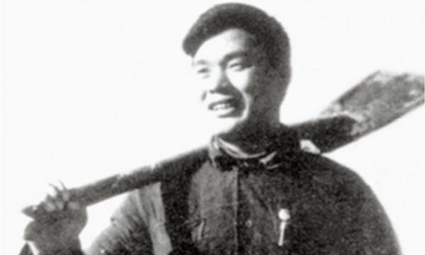 60年代，那名寧願放棄上北大也要回鄉務農的董加耕，如今怎樣了？