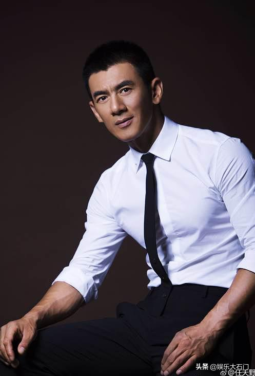 “娘娘腔”別再演軍人了,這5位男神告訴你,當兵的人有一身正氣 “娘娘腔”別再演軍人了,這5位男神告訴你,當兵的人有一身正氣