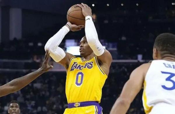 高薪低能！本賽季發揮糟糕的七位千萬年薪球星，威少成為眾矢之的