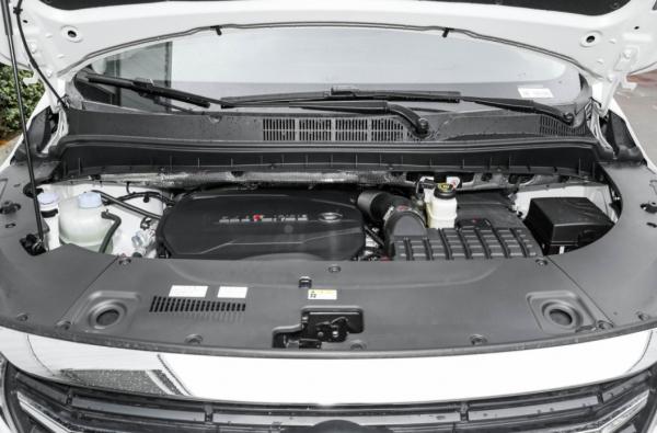 來自於國產品牌的廣汽傳祺M8,擁有寬敞空間豐富配置 來自於國產品牌的廣汽傳祺M8,擁有寬敞空間豐富配置