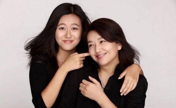 江珊：離婚後瀟灑人間，四度愛上硬漢，現和新丈夫快樂為伴