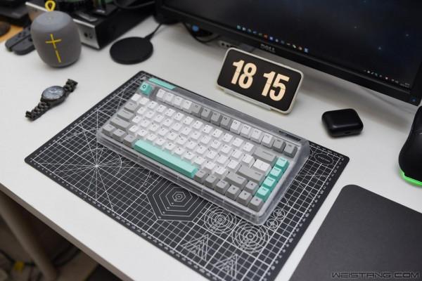 IQUNIX OG80蟲洞三模無線機械鍵盤賞析