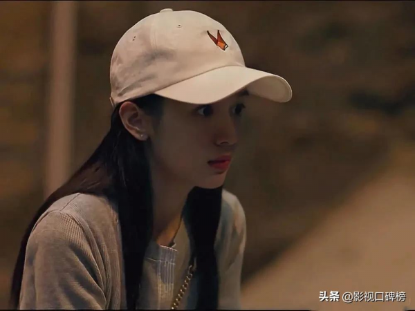 年度新晉高人氣女星盤點:張小斐躋身54億票房女王,劉浩存成黑馬 年度新晉高人氣女星盤點:張小斐躋身54億票房女王,劉浩存成黑馬