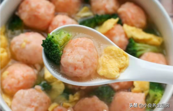 立春之後，無論貧富，常給家人喝這湯，湯鮮味美，營養足好消化