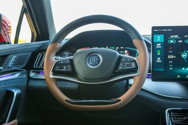 當一個更全面的“快男”試駕2021款唐EV