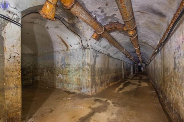 “朱可夫的掩體”，建於第二次世界大戰期間，深度為 30 米