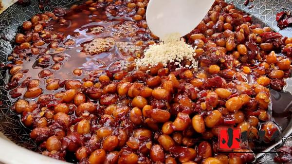 愛吃黃豆醬不用買，20年的老配方教會你，不曬不發酵，出鍋直接吃