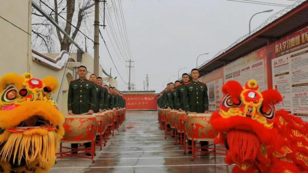 歡度新春年味濃