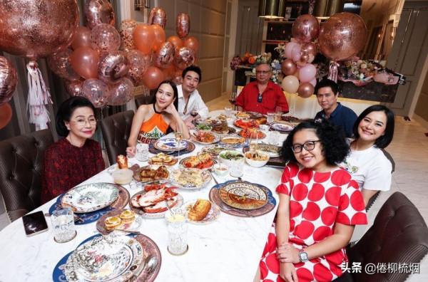 泰星Aump慶生43歲:買了棵價值25萬的綠植,沒有與男友交流過未來 泰星Aump慶生43歲:買了棵價值25萬的綠植,沒有與男友交流過未來