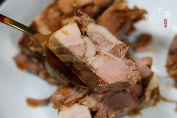 五花肉做的“壓板肉”,70歲老奶奶吃得直誇,酥爛入味,可真香啊 五花肉做的“壓板肉”,70歲老奶奶吃得直誇,酥爛入味,可真香啊