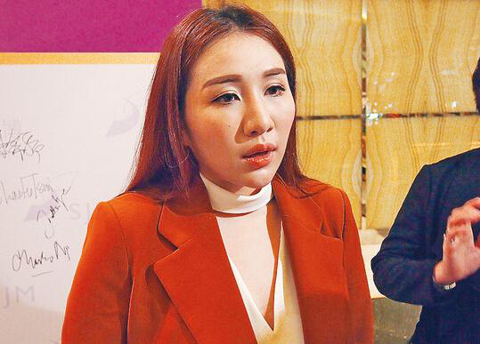 財力不敵何家卻姐弟戀、閃婚,賭王家還陪嫁14億,辛奇隆憑什麼? 財力不敵何家卻姐弟戀、閃婚,賭王家還陪嫁14億,辛奇隆憑什麼?