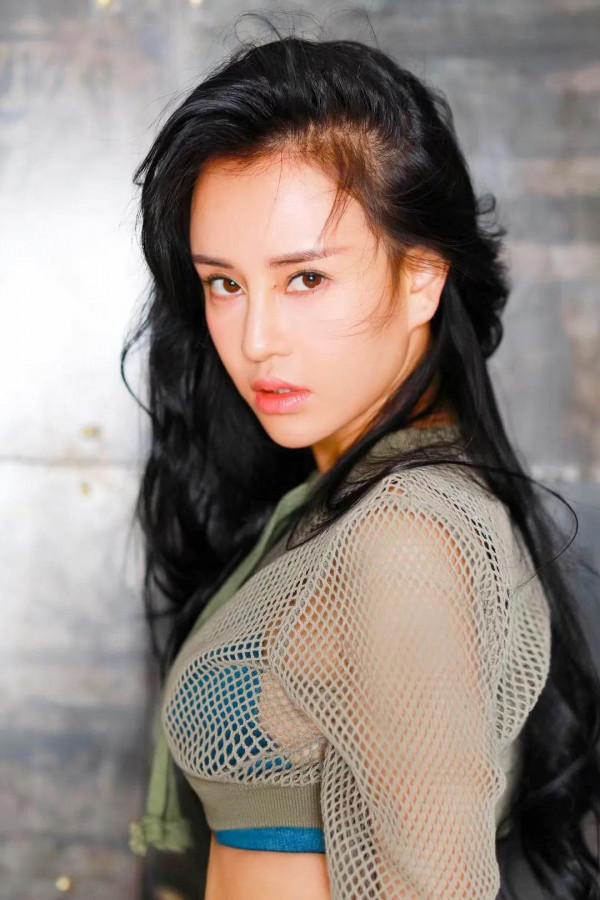 母其彌雅,雲南大山裡走出來的世界瑜伽女神 母其彌雅,雲南大山裡走出來的世界瑜伽女神