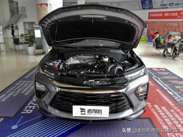 尺寸大配置足還是合資，自動擋6L油耗低價SUV，實拍創界