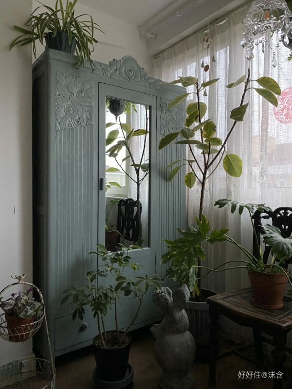 獨居女子神級改造60平小戶型，竟塞下五大功能區，收納顏值雙逆襲