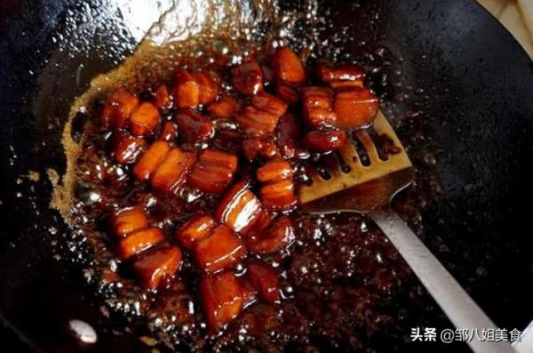 做紅燒肉,掌握3個竅門,出鍋後香味濃郁,色澤紅亮,軟糯不柴 做紅燒肉,掌握3個竅門,出鍋後香味濃郁,色澤紅亮,軟糯不柴
