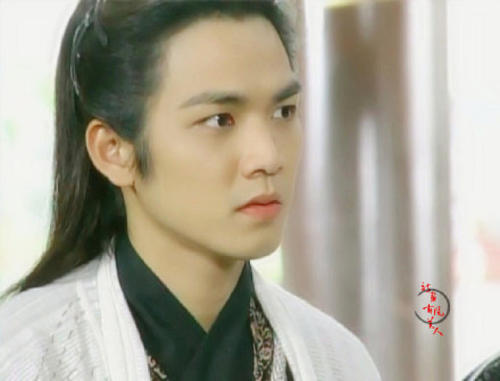 當韓劇天王遇到中國男神,鍾漢良輸了2次,謝霆鋒都贏不了宋承憲 當韓劇天王遇到中國男神,鍾漢良輸了2次,謝霆鋒都贏不了宋承憲