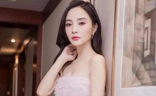 因為自己打得一手好牌,而被封殺的明星 你造嗎? 因為自己打得一手好牌,而被封殺的明星 你造嗎?