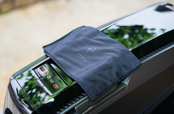 幫小夥伴搞了臺4萬元的桌上型電腦是什麼體驗？微星宙斯盾Ti5上手把玩