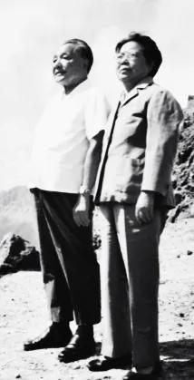 一九八三年八月十三日，鄧小平途經吉林省渾江市登上了長白山