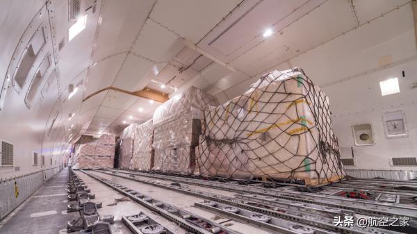 iPhone13發貨、國慶黃金週臨近：香港上海到北美空運價格再創新高