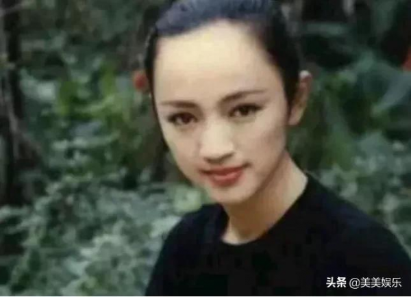 “任嘉倫後媽”37歲嫁華誼副總,天后王菲當伴娘,老公股份都給她 “任嘉倫後媽”37歲嫁華誼副總,天后王菲當伴娘,老公股份都給她