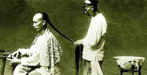 清朝皇帝一月剃三次頭，剃頭匠都要經歷些什麼非人待遇？