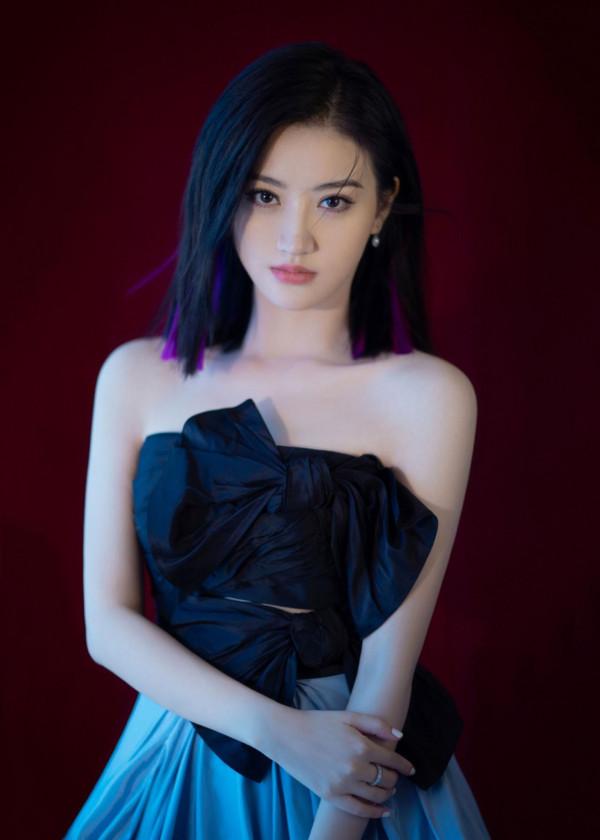 景甜背後的金主之謎，時間回到10年前，各種謠言不攻自破