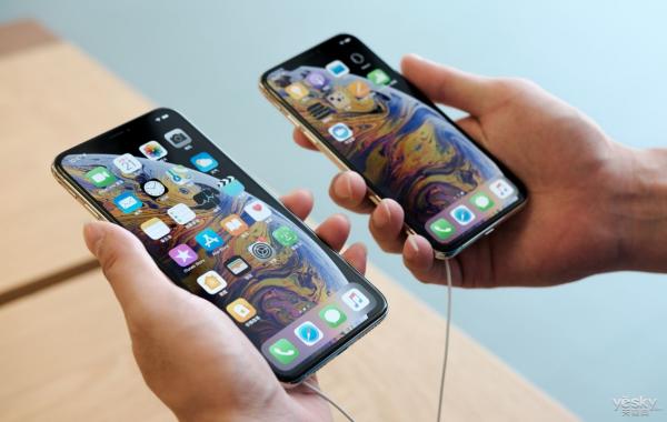 買華為還是選蘋果?咱就從多角度對比兩者差距,這次可算不糾結了 買華為還是選蘋果?咱就從多角度對比兩者差距,這次可算不糾結了