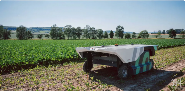 瑞士企業Ecorobotix開發智慧除草機器人，獲巴斯夫投資丨海外案例