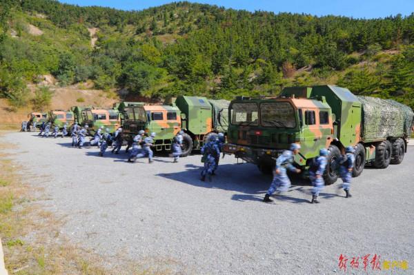 回首2021奮鬥征程,感受來自軍營的高燃時刻 回首2021奮鬥征程,感受來自軍營的高燃時刻