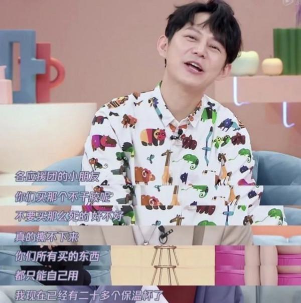 王祖藍做客霍啟剛節目，曝內地廣告費可達30億，直播帶貨全球獨有