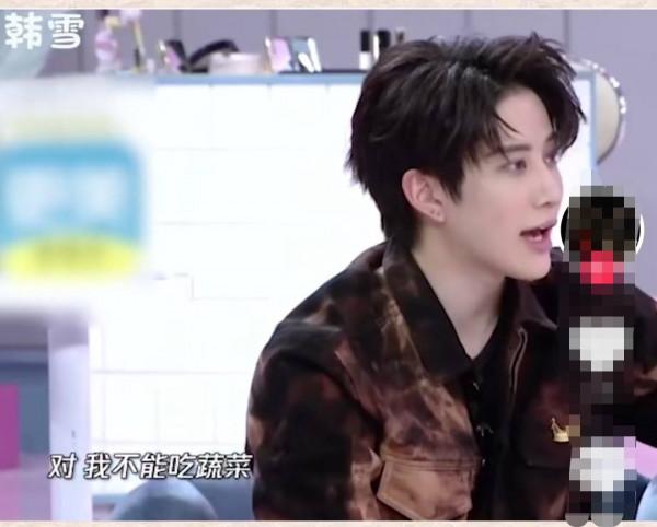 明星飲食癖好：肖戰不吃生蒜，宋茜拒絕香菜，易烊千璽不愛吃肥肉