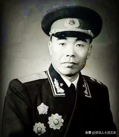 曾澤生讓38軍佩服,彭德懷向其鞠躬,毛主席:在蔣某人手下就是熊 曾澤生讓38軍佩服,彭德懷向其鞠躬,毛主席:在蔣某人手下就是熊