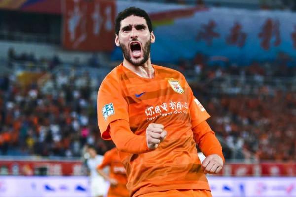 冠軍終歸這裡！山東魯能泰山中超奪冠！王者歸來