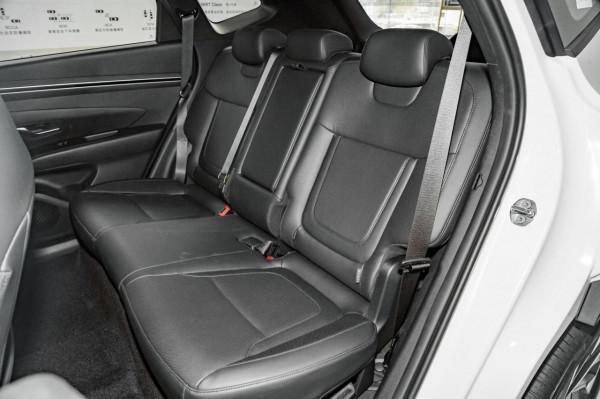 第五代途勝L標配豐富，低配已經很香了，但我更推薦選次低配