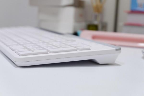 多模無線連線,支援iPhone,國產雙飛燕鍵鼠告訴你什麼叫價效比 多模無線連線,支援iPhone,國產雙飛燕鍵鼠告訴你什麼叫價效比