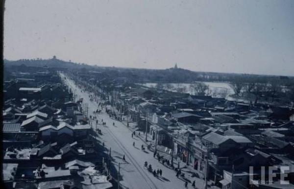 1947年聶榮臻司令員稱讚道:我們的情報組織抵得上十萬兵馬 1947年聶榮臻司令員稱讚道:我們的情報組織抵得上十萬兵馬