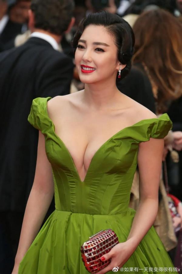 張雨綺紅毯秀 張雨綺紅毯秀