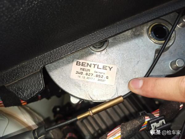 九年的二手車賣130萬，不成想內飾功能沒反應，買主：留著報廢吧