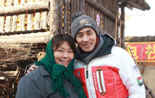 李菁菁:3段婚姻1個孩子,49歲嫁小21歲丈夫,因詐騙跌落神壇 李菁菁:3段婚姻1個孩子,49歲嫁小21歲丈夫,因詐騙跌落神壇