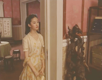 楊冪臉型像芒果,高圓圓法令紋突兀,越美豔越不適合民國造型? 楊冪臉型像芒果,高圓圓法令紋突兀,越美豔越不適合民國造型?