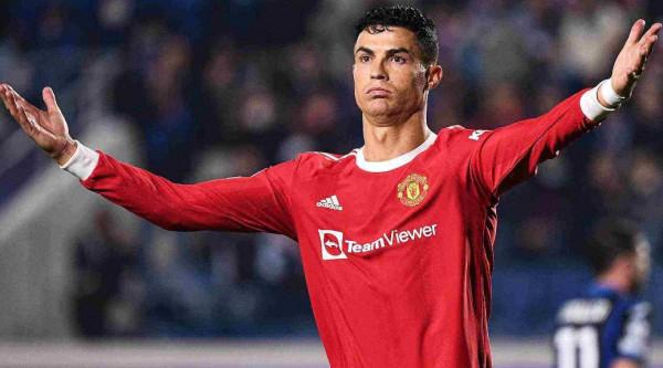 凌晨4點，曼聯做出無奈決定！C羅很失望，球迷狠批：耽誤球王巔峰