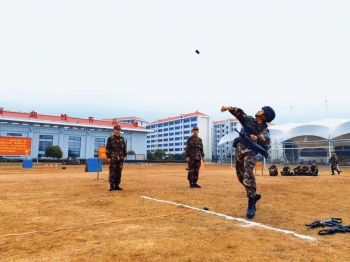 勇士對決!這場標兵比武有看點 勇士對決!這場標兵比武有看點