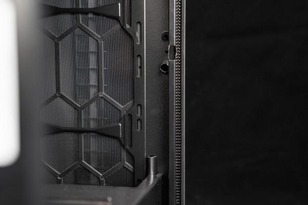 選對的不選貴的！AMD依舊yes！一個攝影+行政黨的最佳價效比主機