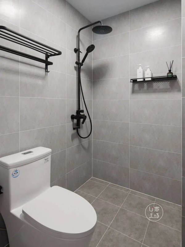 五星級酒店也是暗衛，為什麼沒有臭、黑、潮？