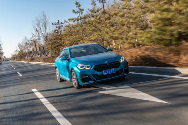 前驅寶馬到底有沒有靈魂？試駕“不正宗”的原裝進口寶馬2系